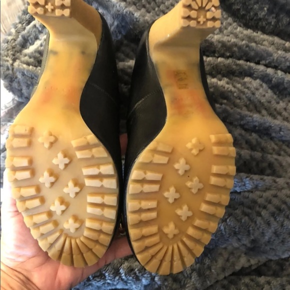 GUCCI BLACK Leather  BOOTS size 37/7 - Picture 9 of 12